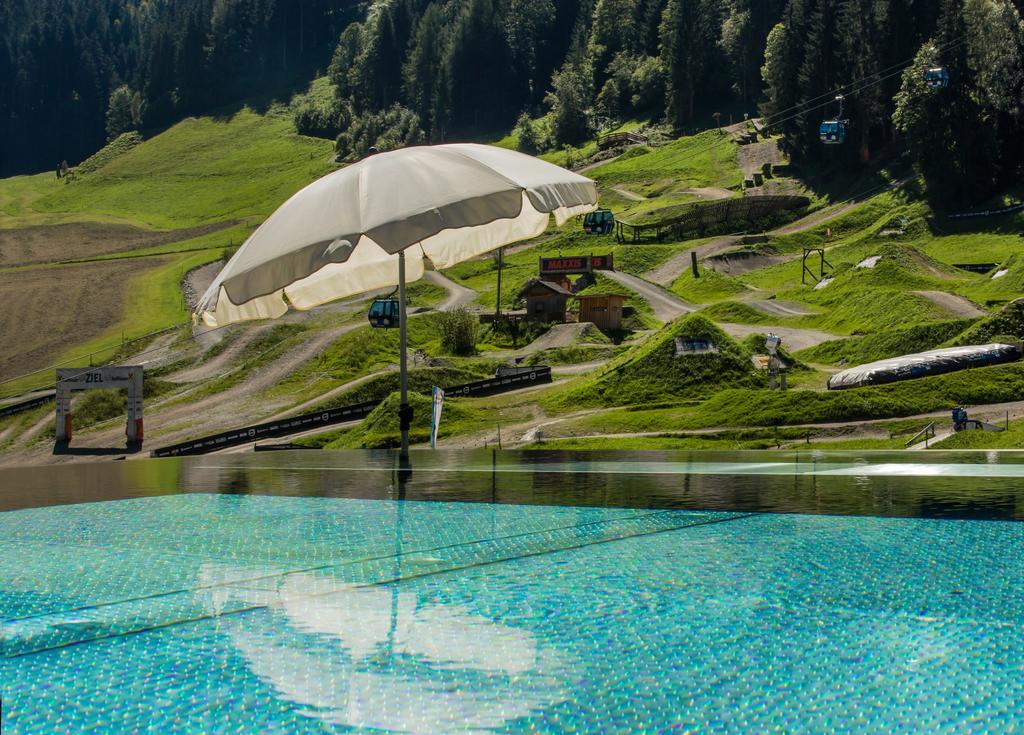 Hotel Bacher Asitzstubn Leogang Bagian luar foto