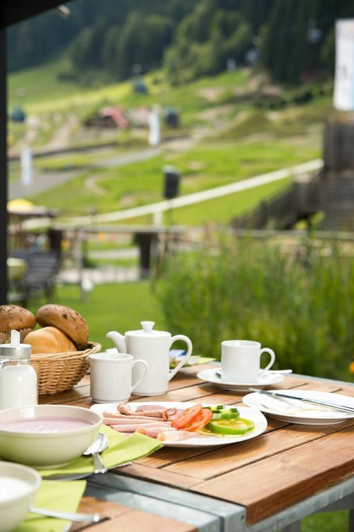 Hotel Bacher Asitzstubn Leogang Bagian luar foto