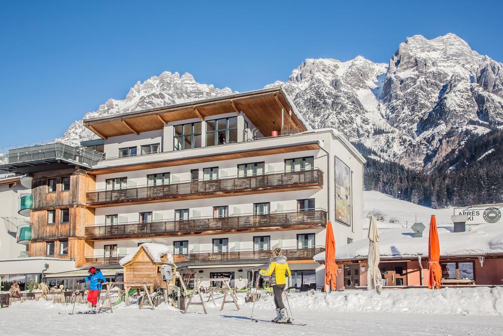 Hotel Bacher Asitzstubn Leogang Bagian luar foto