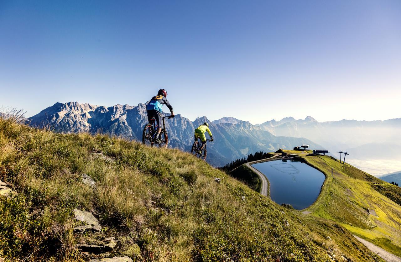 Hotel Bacher Asitzstubn Leogang Bagian luar foto