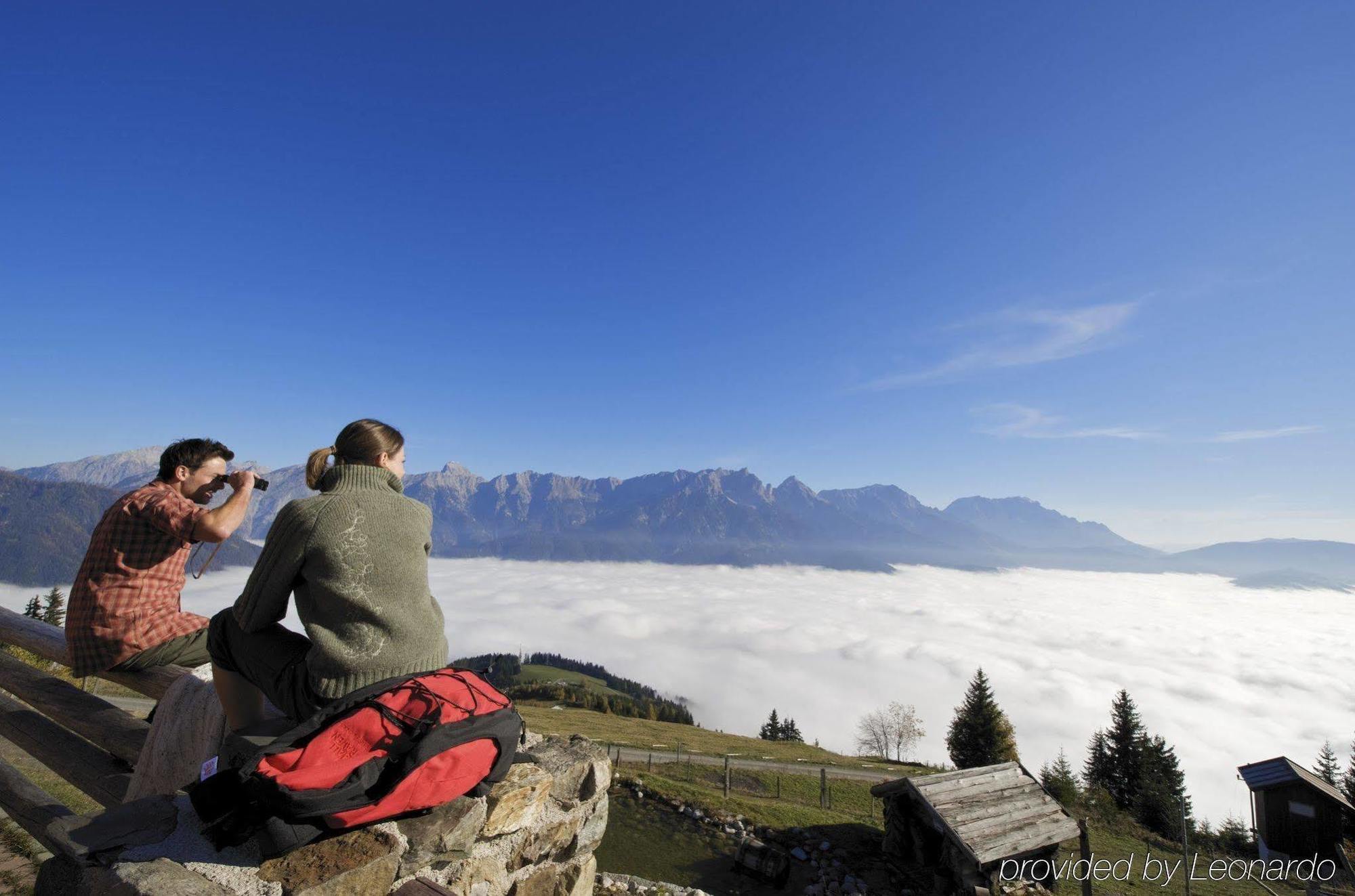 Hotel Bacher Asitzstubn Leogang Bagian luar foto