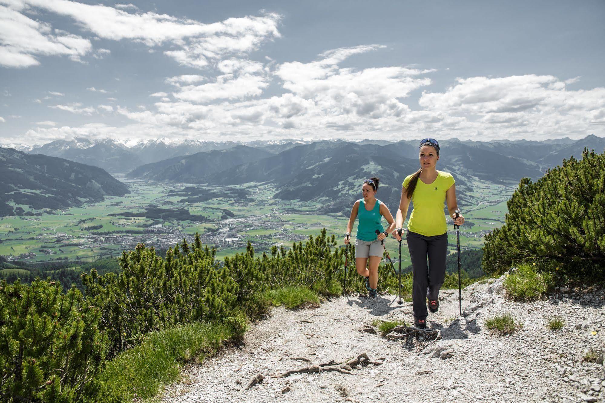 Hotel Bacher Asitzstubn Leogang Bagian luar foto