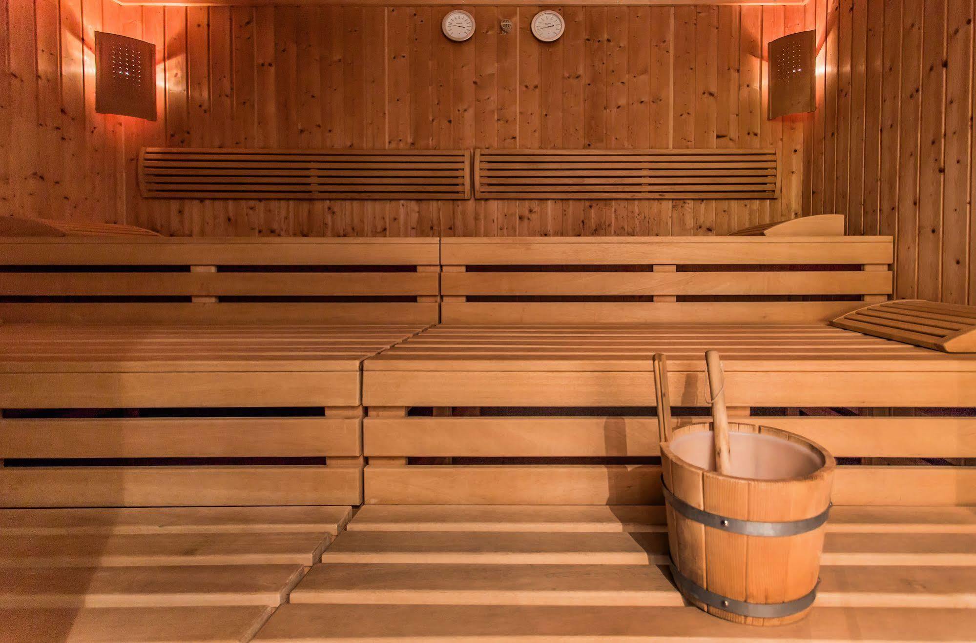Hotel Bacher Asitzstubn Leogang Bagian luar foto
