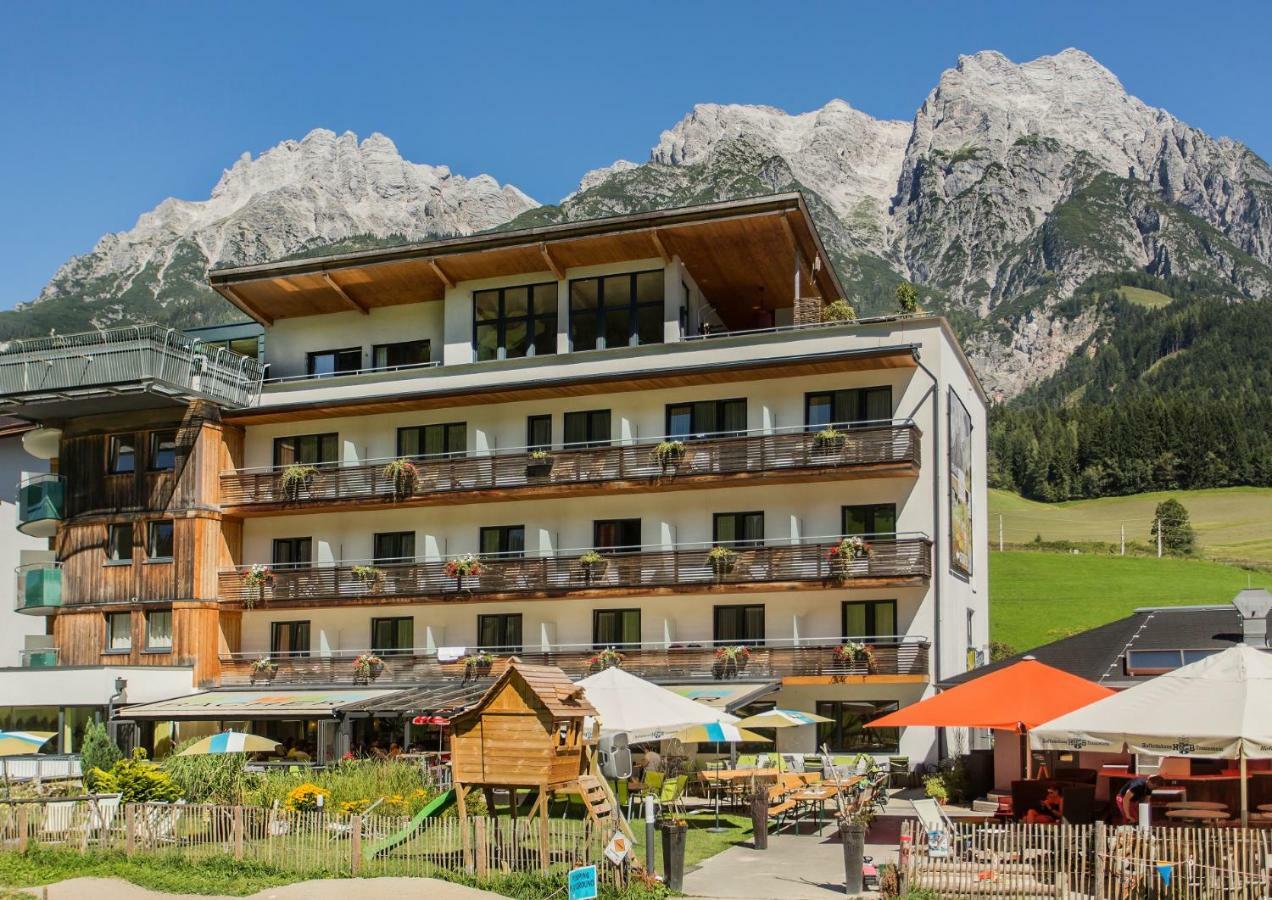 Hotel Bacher Asitzstubn Leogang Bagian luar foto